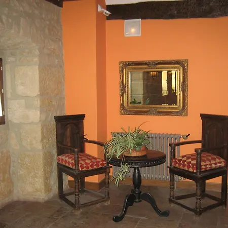 Arganzon Plaza Hotel 3*