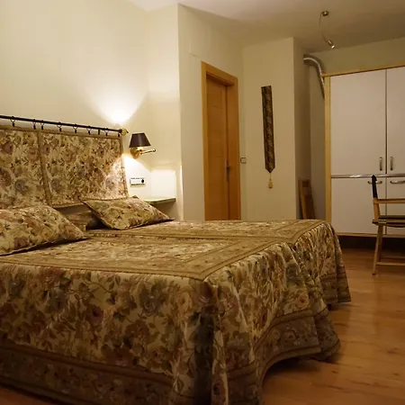 Otel Arganzon Plaza 3*