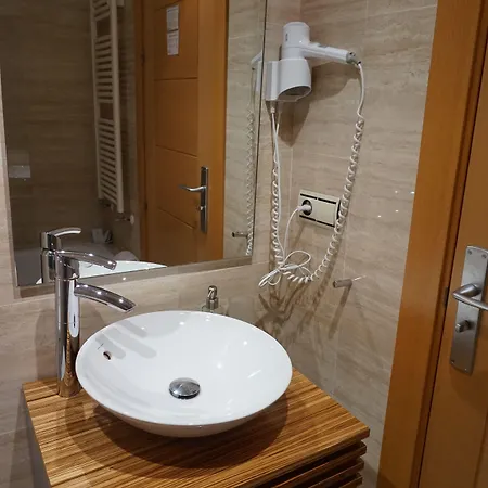 Arganzon Plaza Hotel 3*