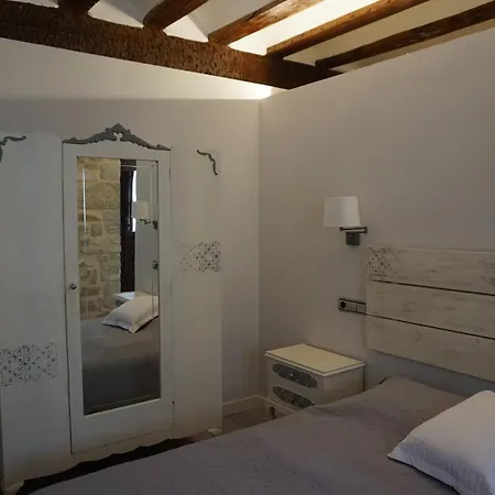 Arganzon Plaza La Puebla de Arganzón