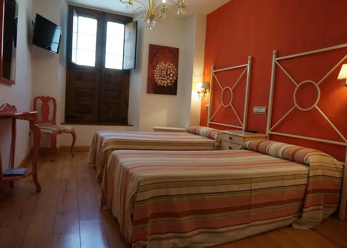 Hotell Arganzon Plaza 3*