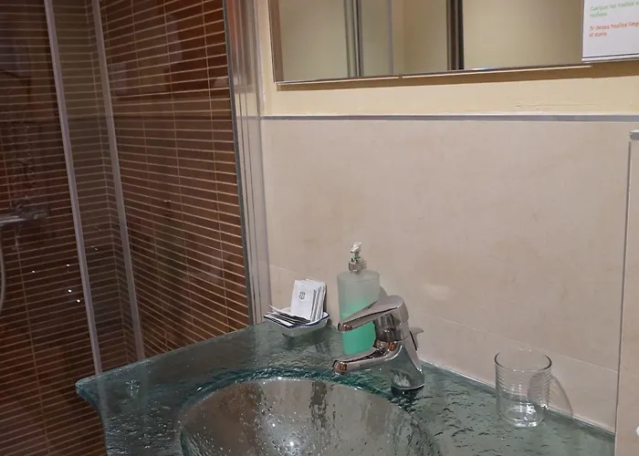 Arganzon Plaza Hotell 3*