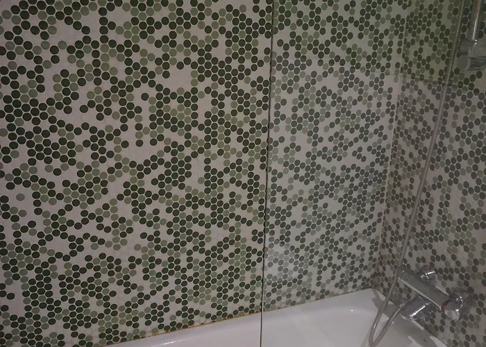 Hotell Arganzon Plaza